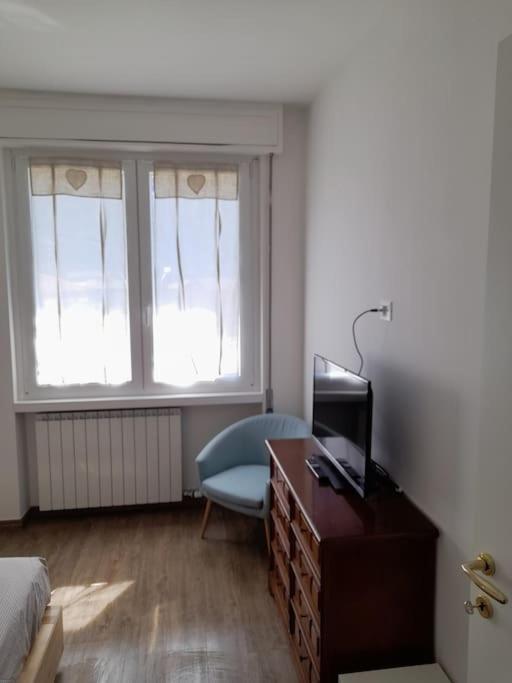 Casa Vacanza "Aurora" Costa Volpino Eksteriør billede